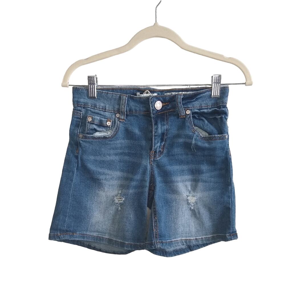💙 Indigo Rein‎ Distressed Medium Wash Denim Shorts (3 For $15)
